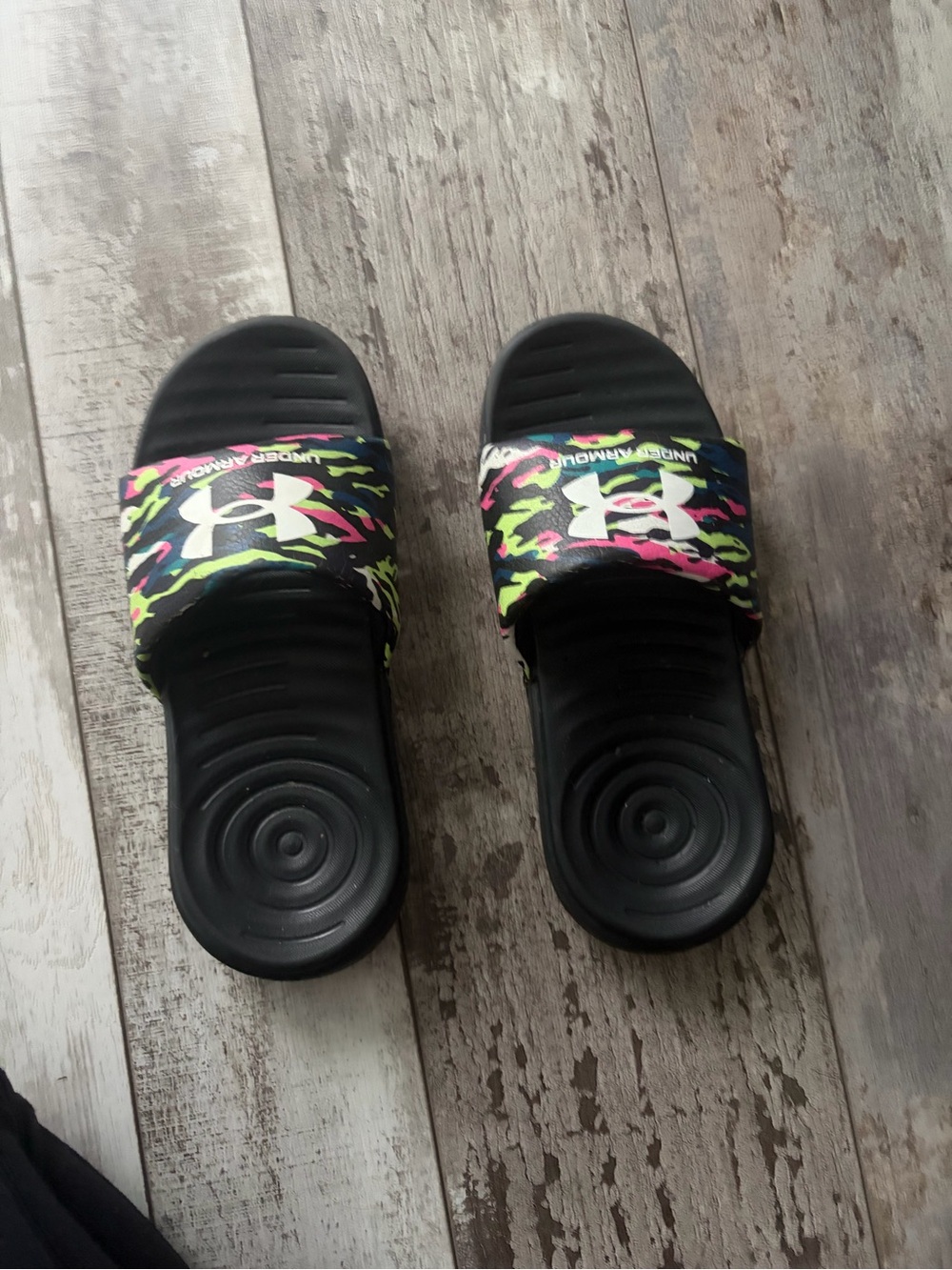 Under Armour Kids Black Slides with Neon Camo Strap